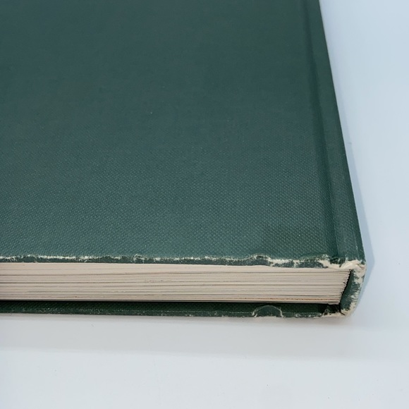 Gardening Book “The New Greener Thumb” by Mark Cullen - Picture 10 of 12